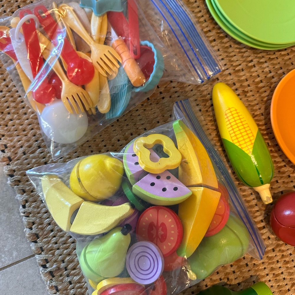 Accessories for kids play kitchen - Picture 6 of 6
